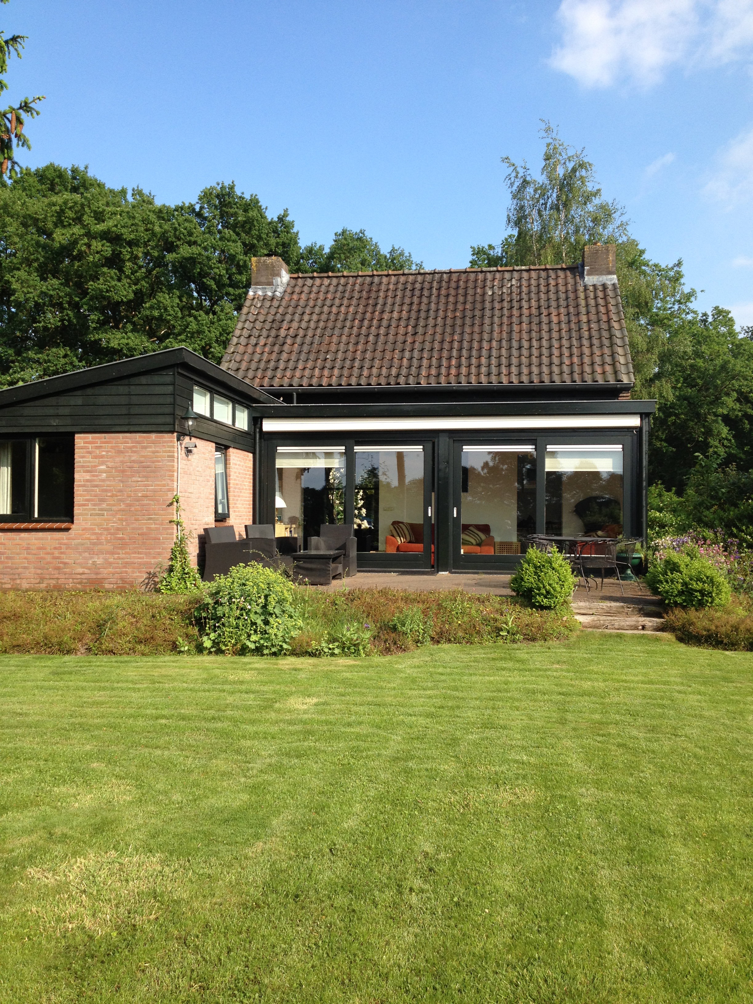 Nature house in Dwingeloo / Lhee