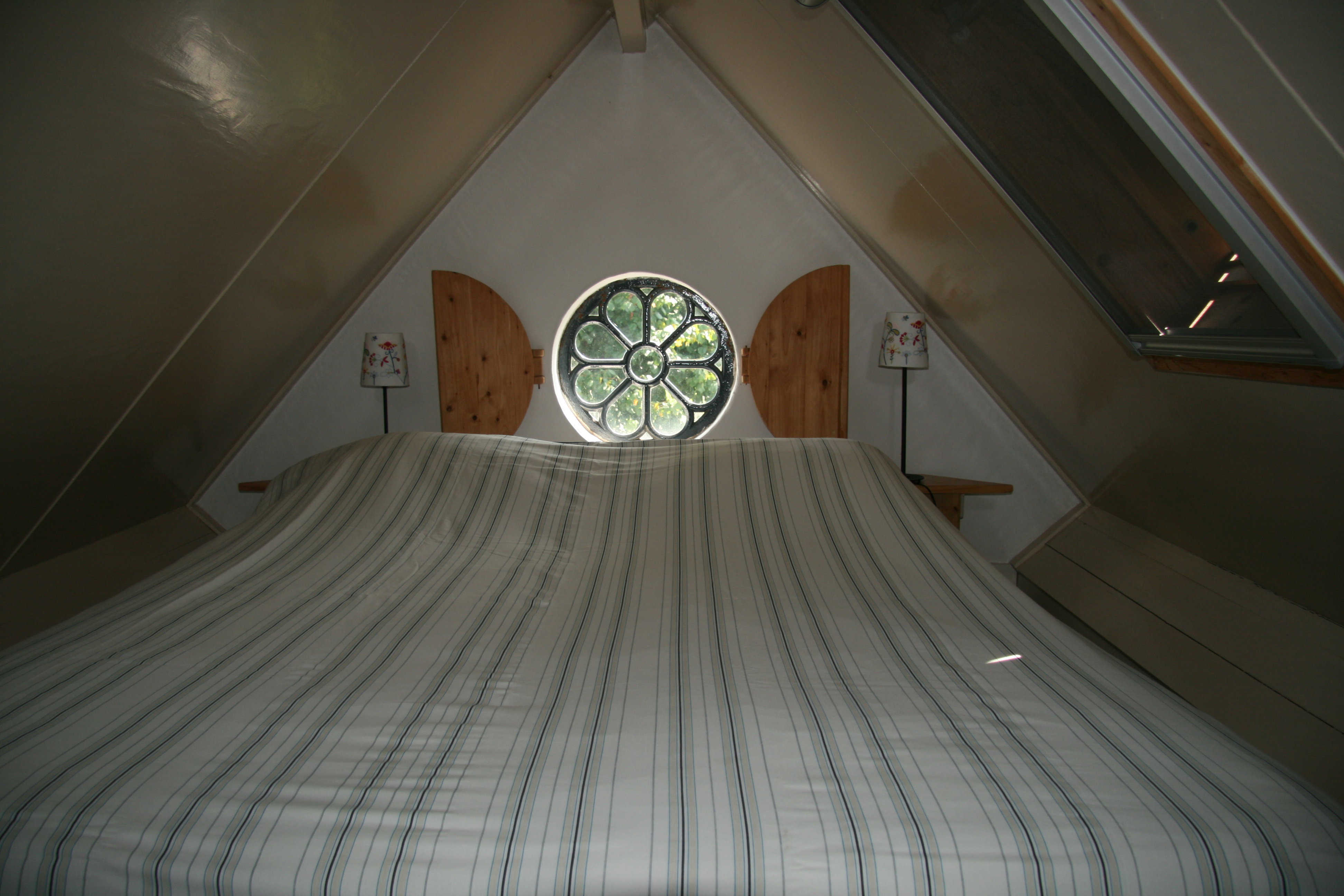 - image: 15