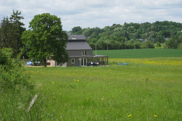 - image: 20