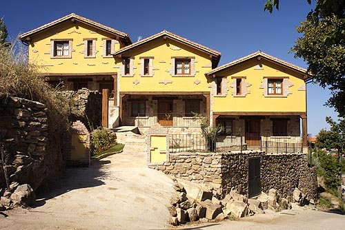 - image: 12
