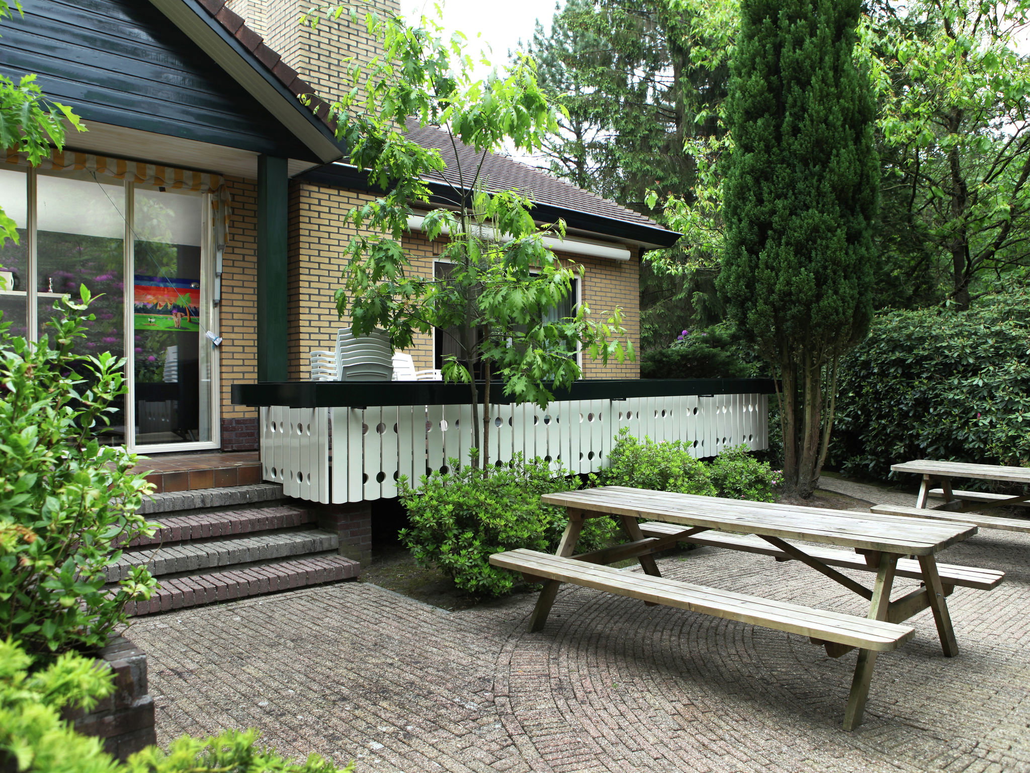 - image: 26