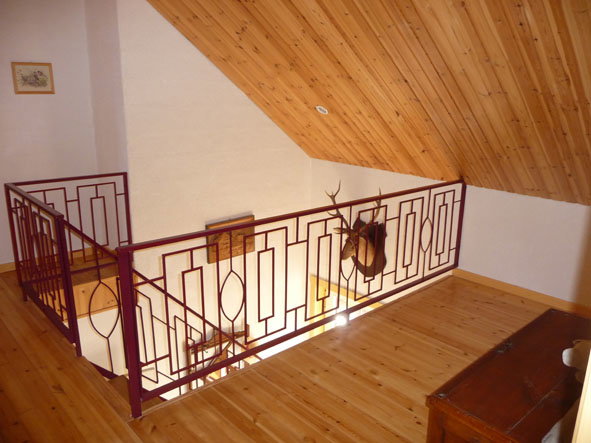 - image: 25
