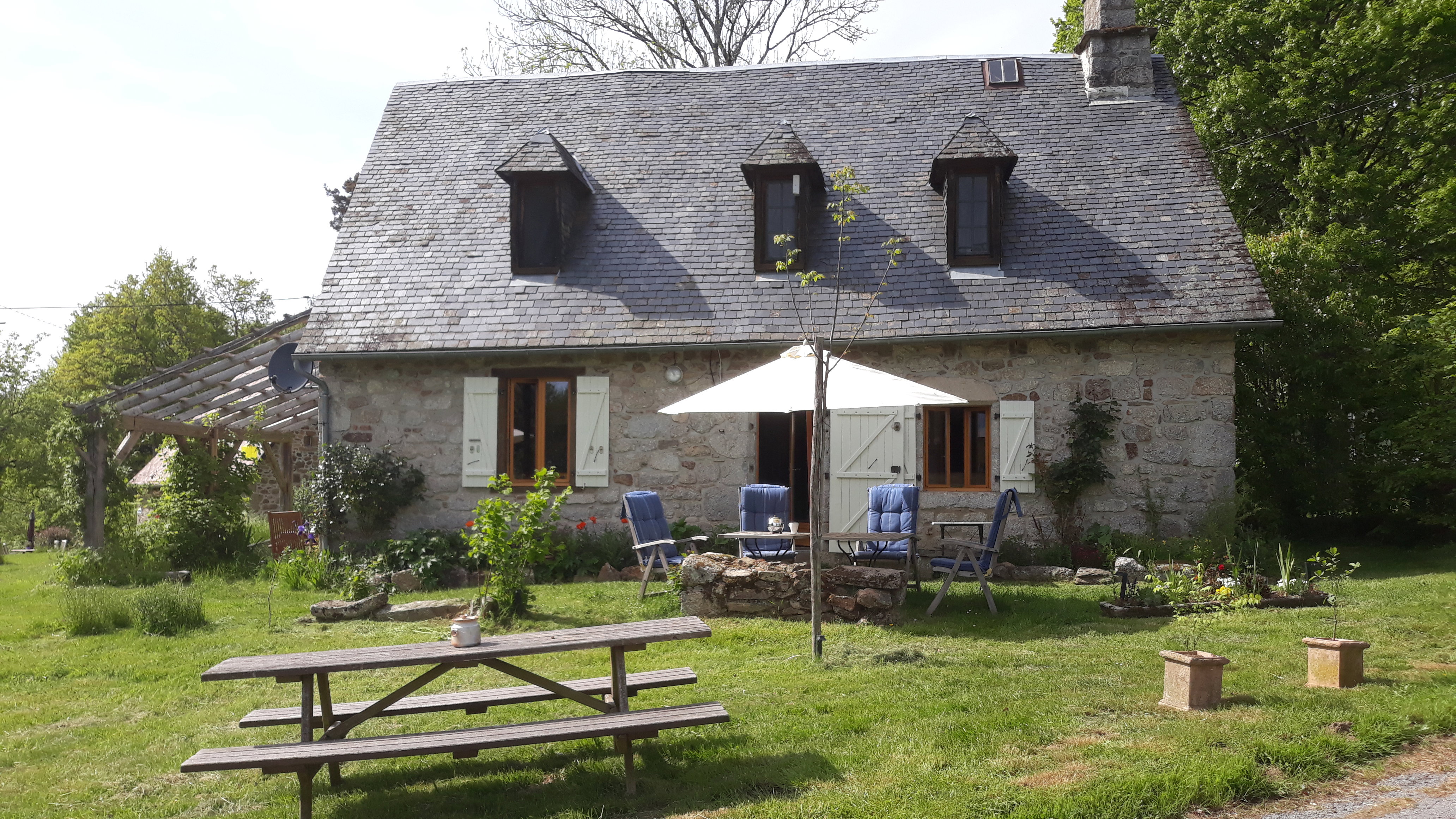 Nature house in Palisse