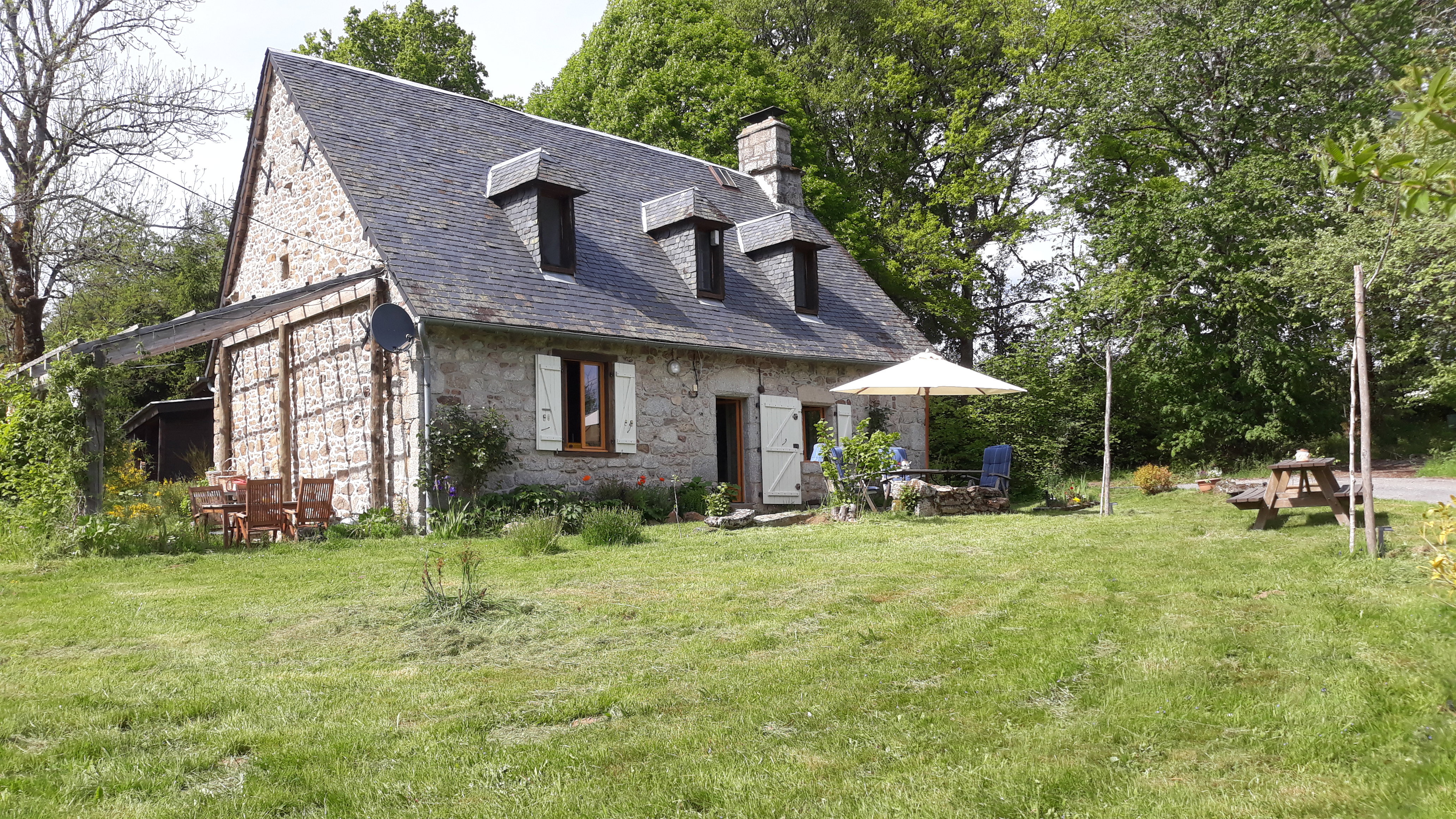 Nature house in Palisse