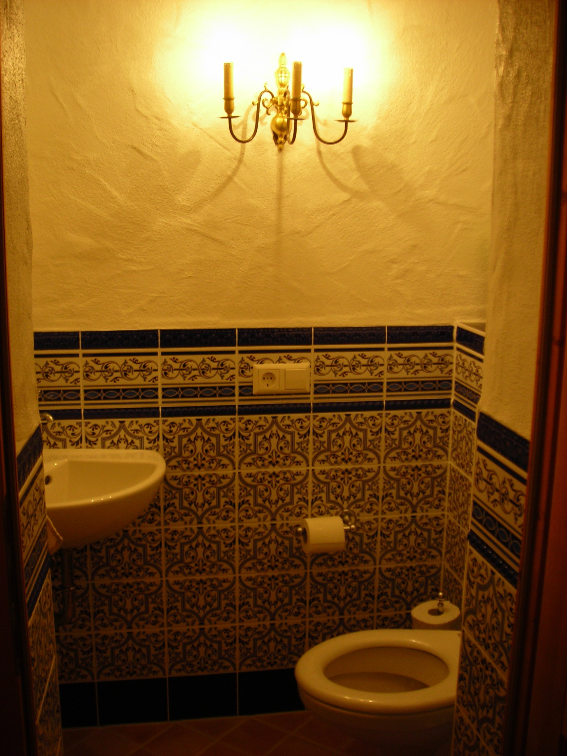 - image: 23