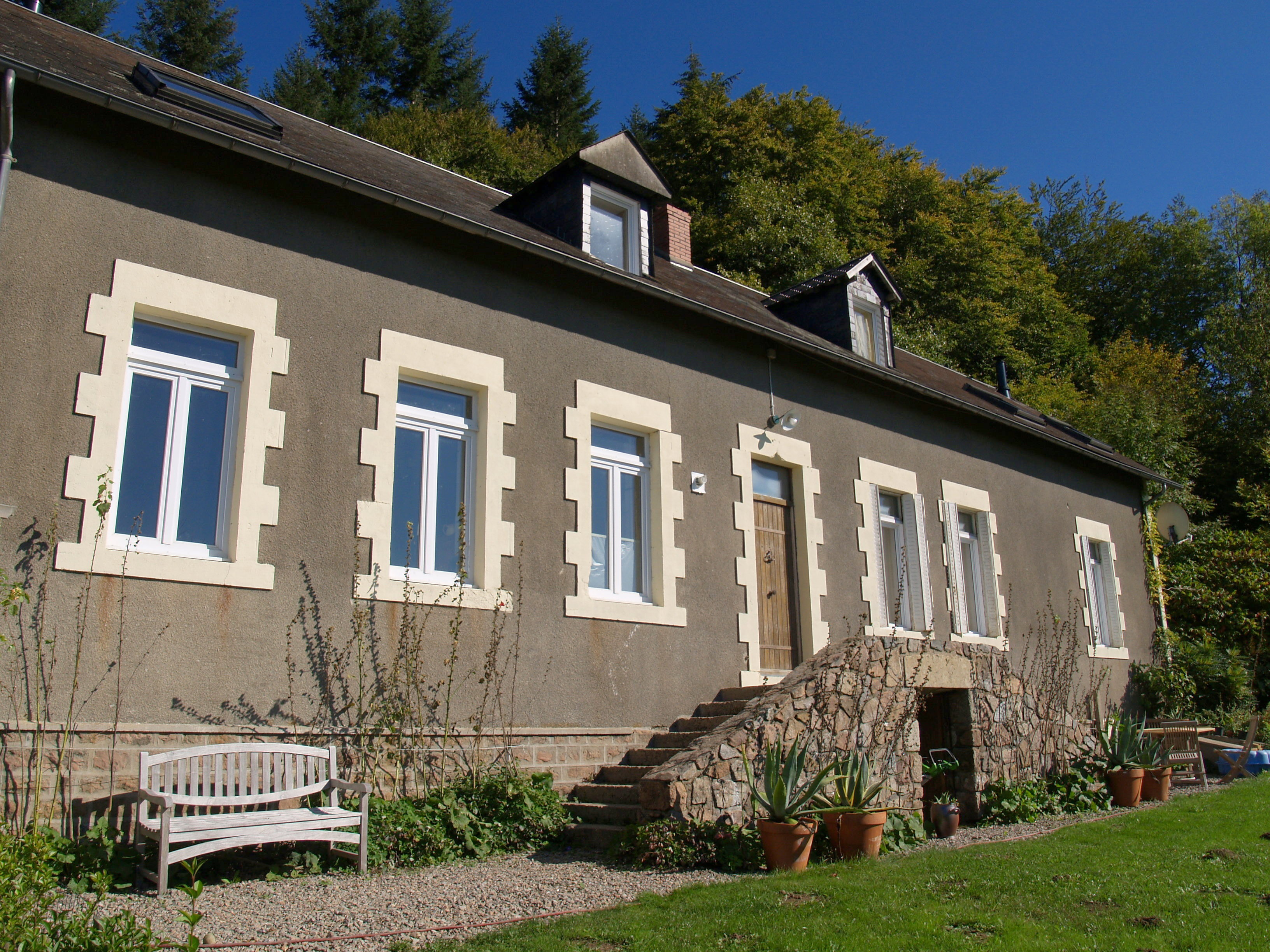- image: 11