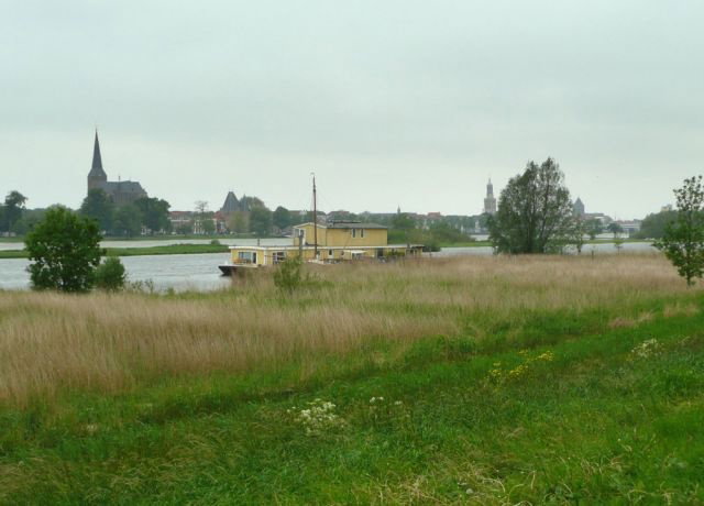 - image: 15