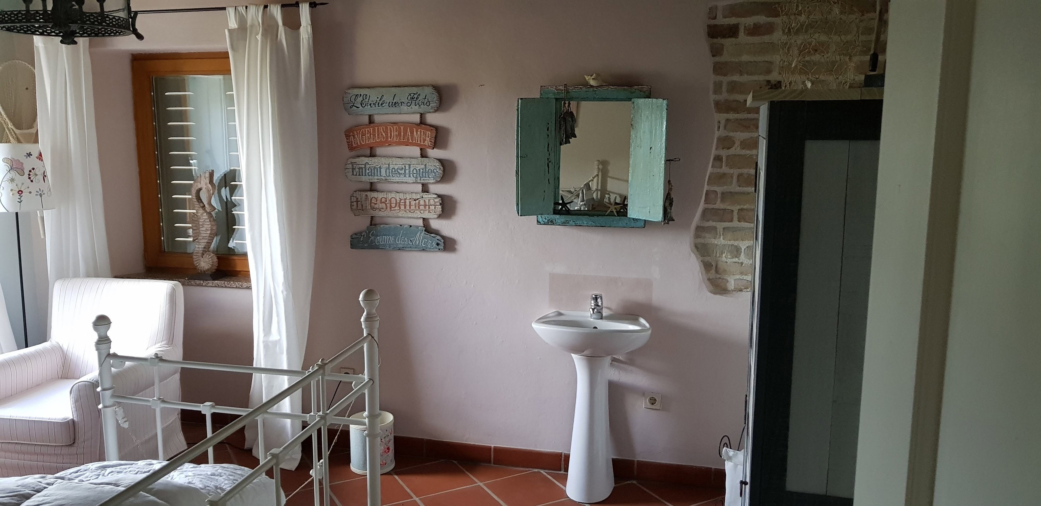 Casa nella natura a OFFIDA