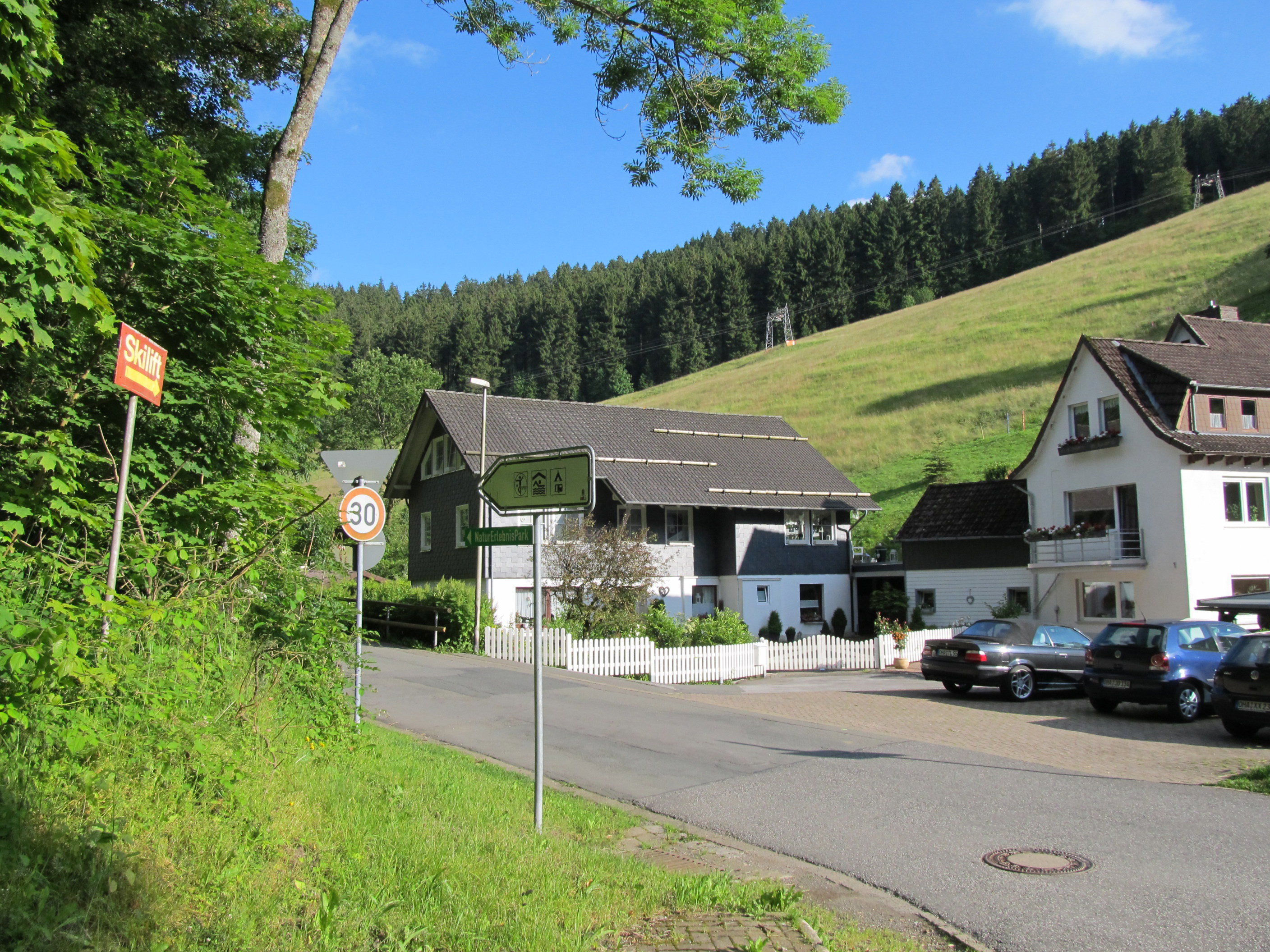 - image: 12