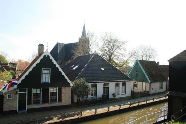 - image: 52