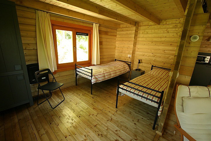 - image: 11