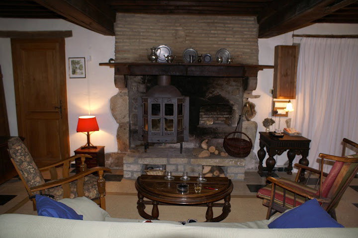- image: 12