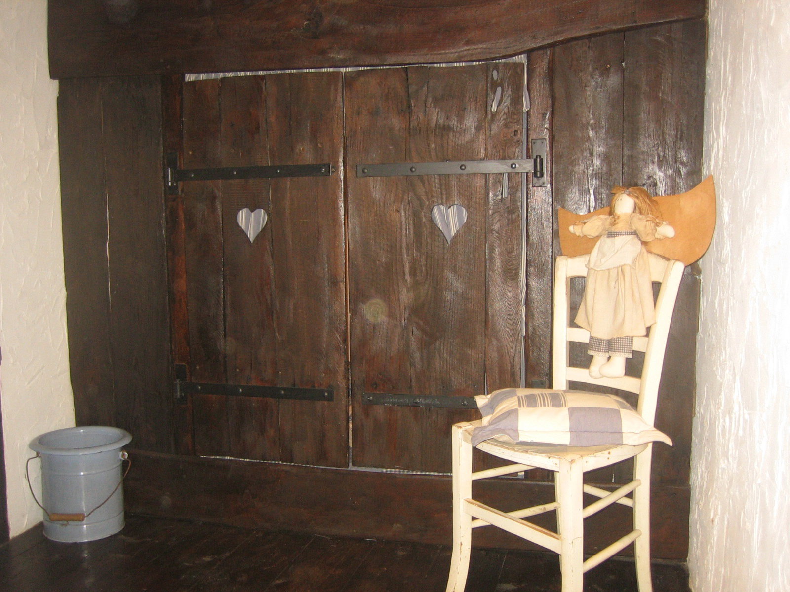 - image: 13