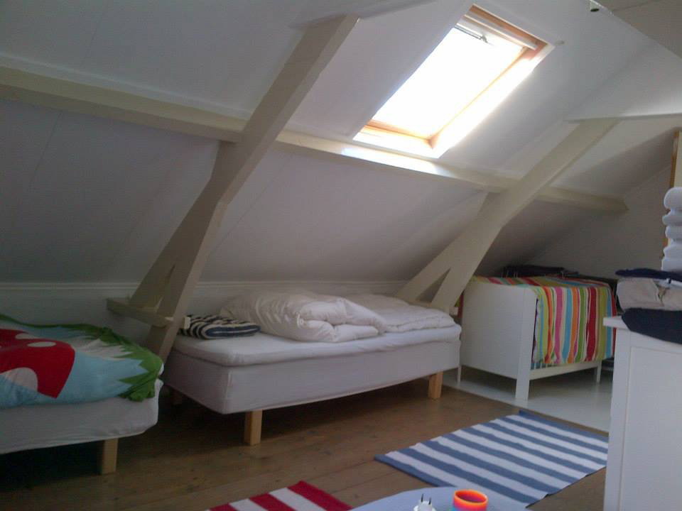 - image: 25