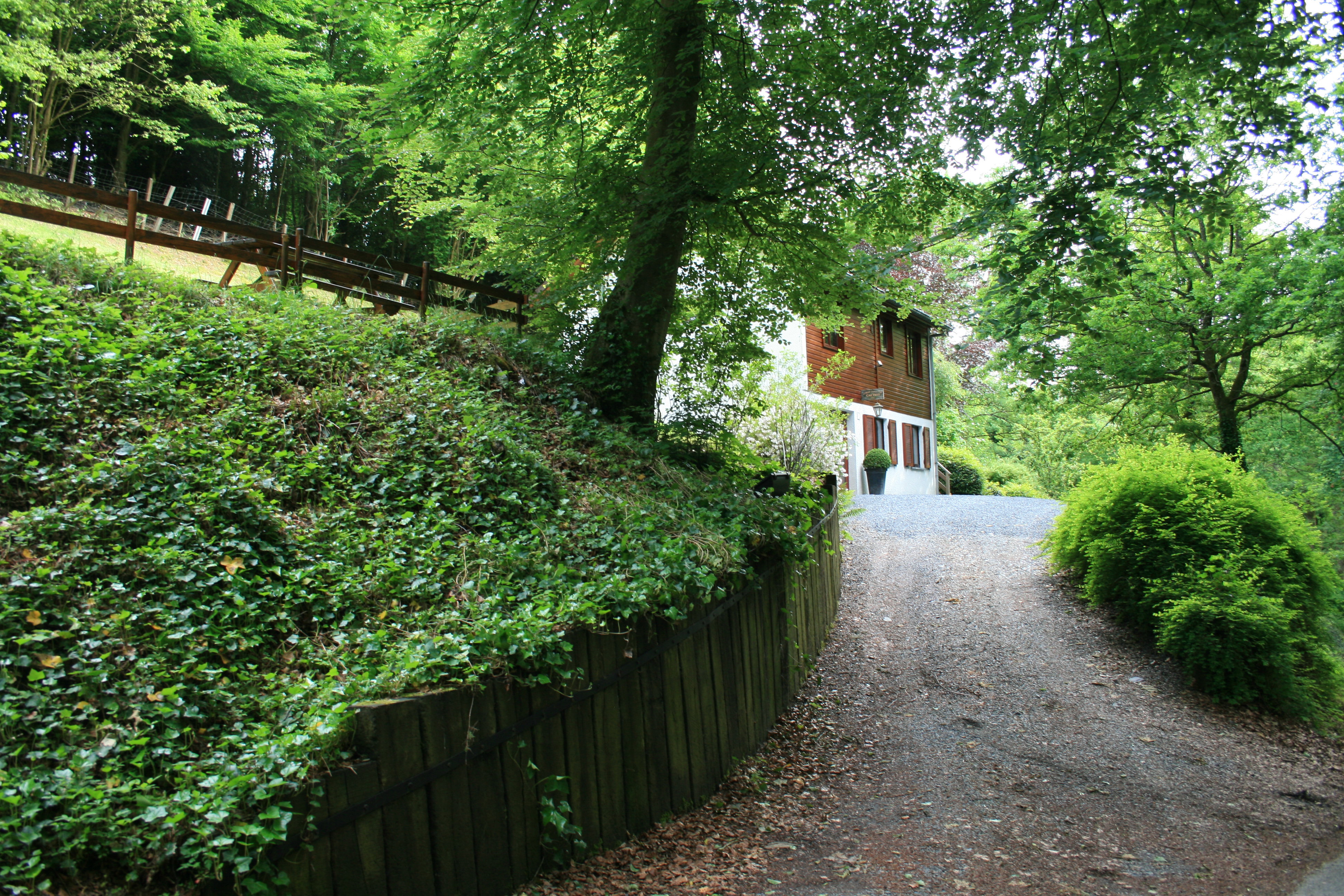 Naturhäuschen in Rochehaut