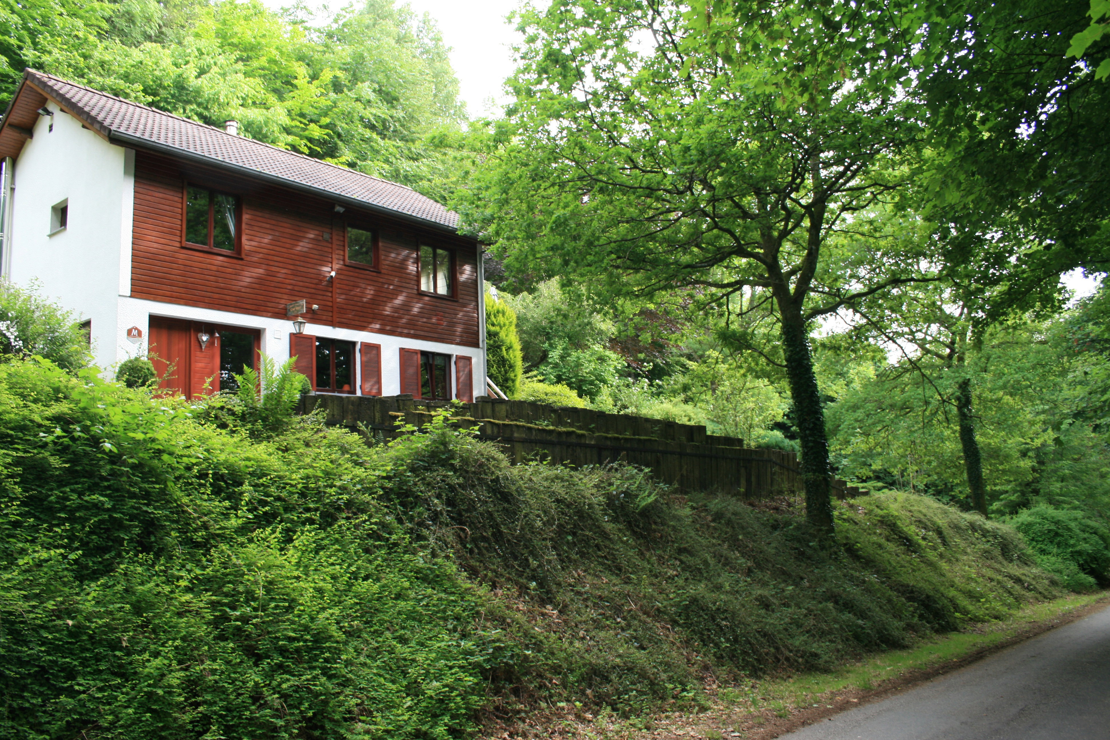 Naturhäuschen in Rochehaut