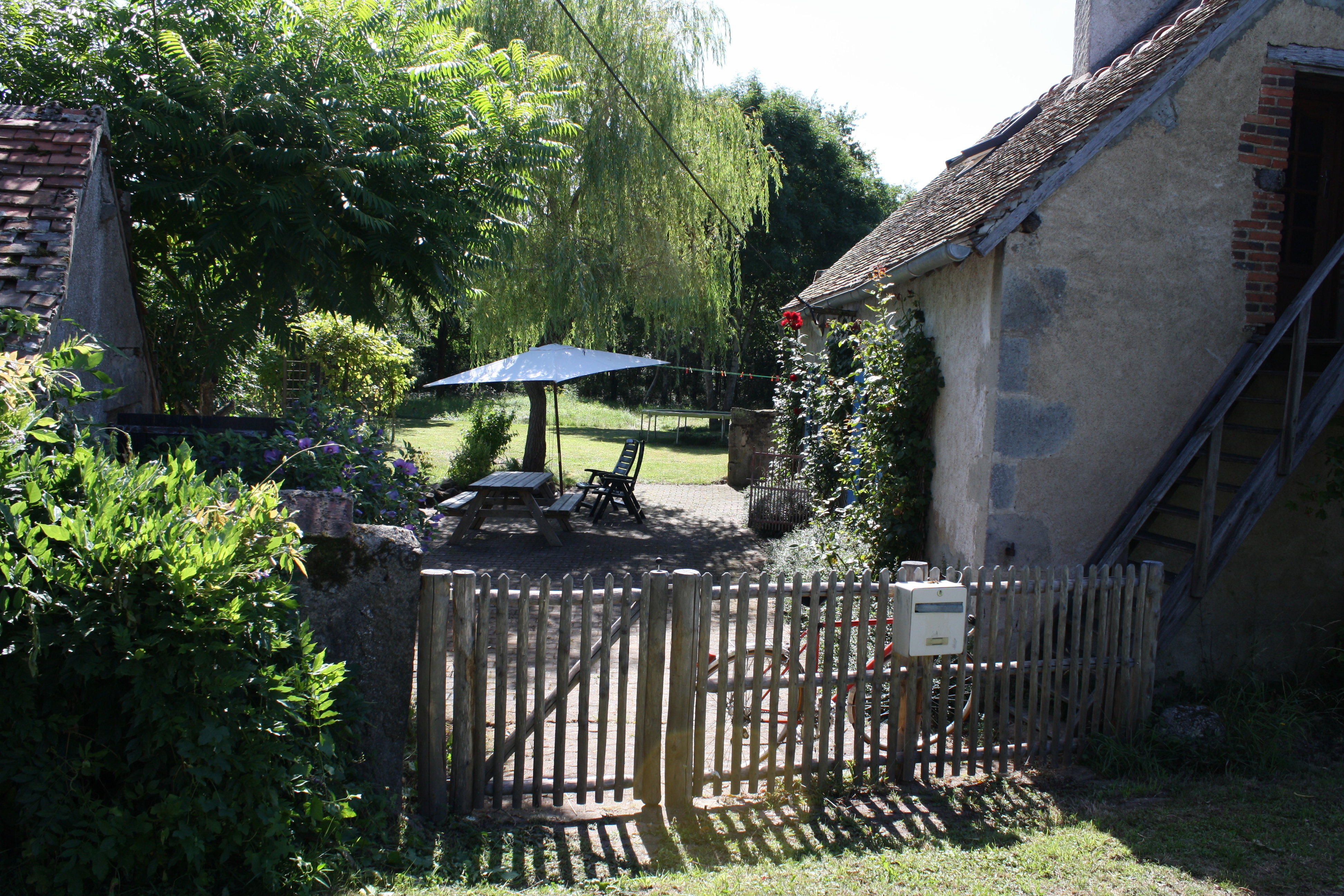 - image: 11