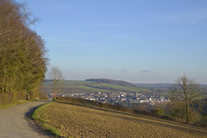 - image: 28