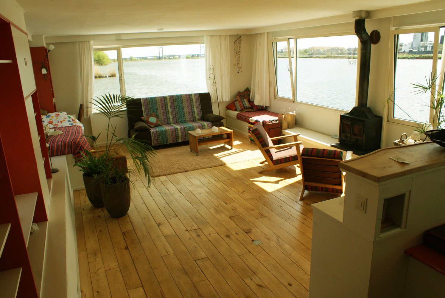 - image: 12