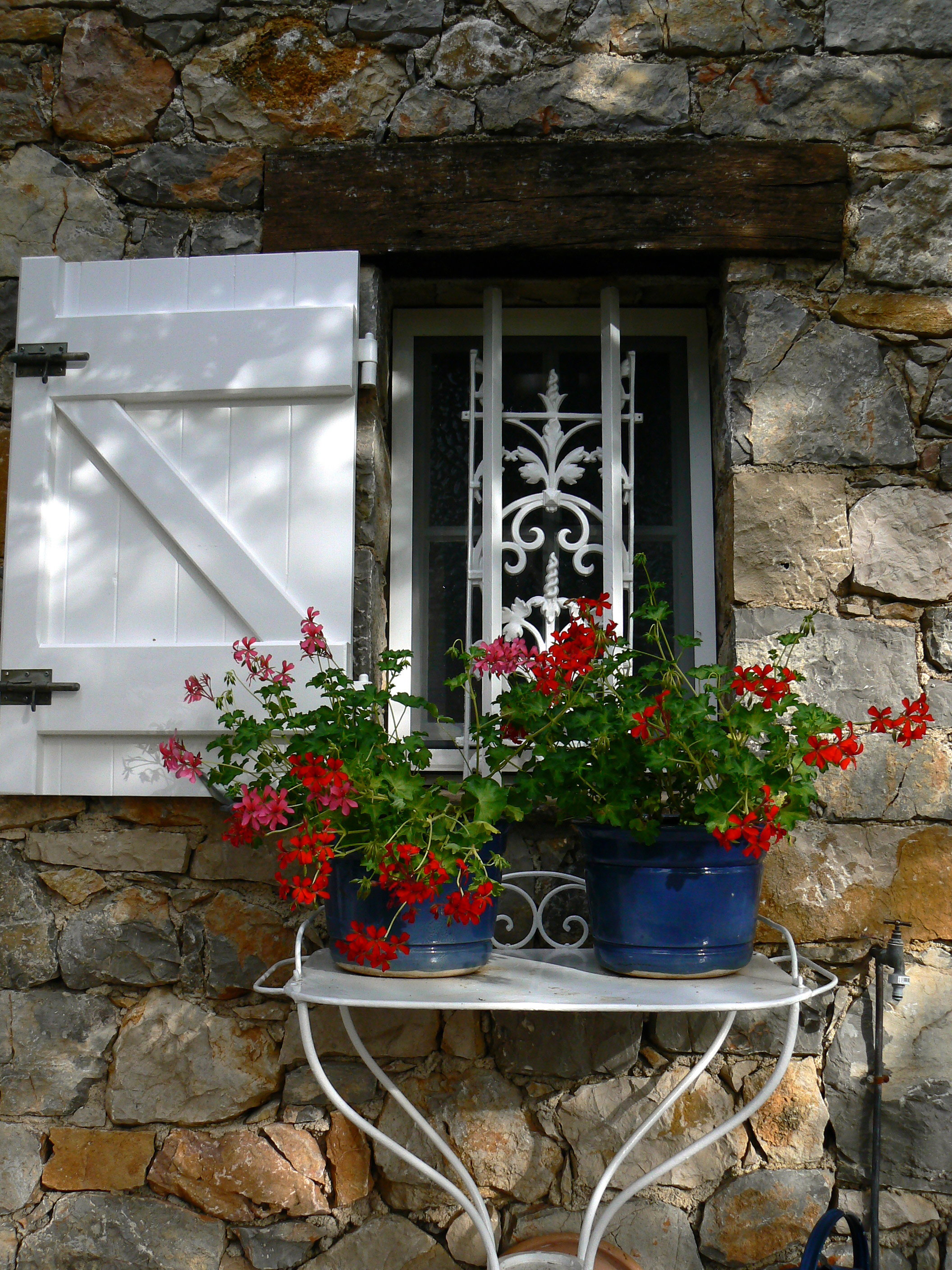 - image: 14