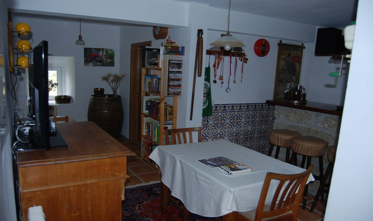 - image: 18