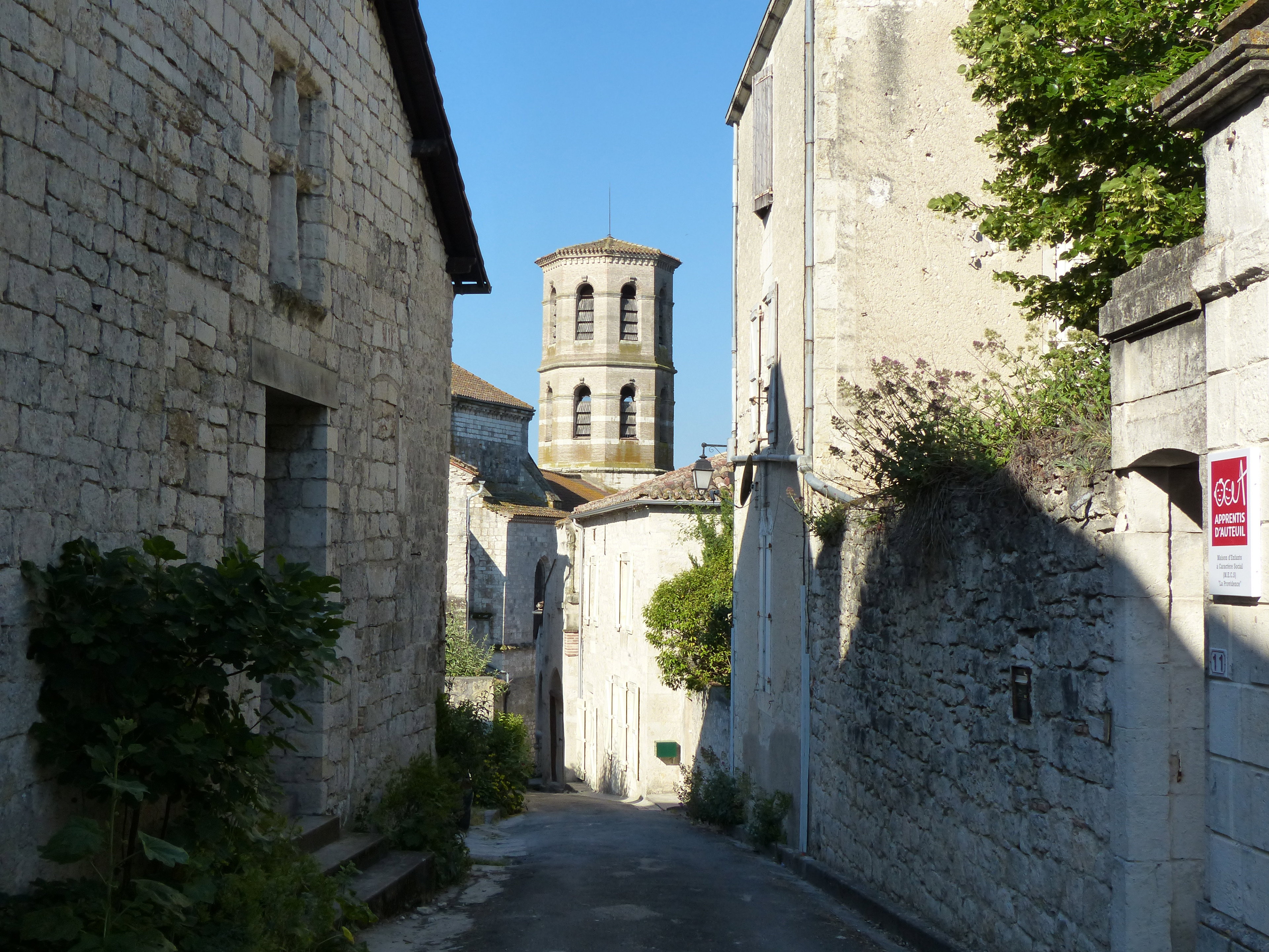 - image: 25