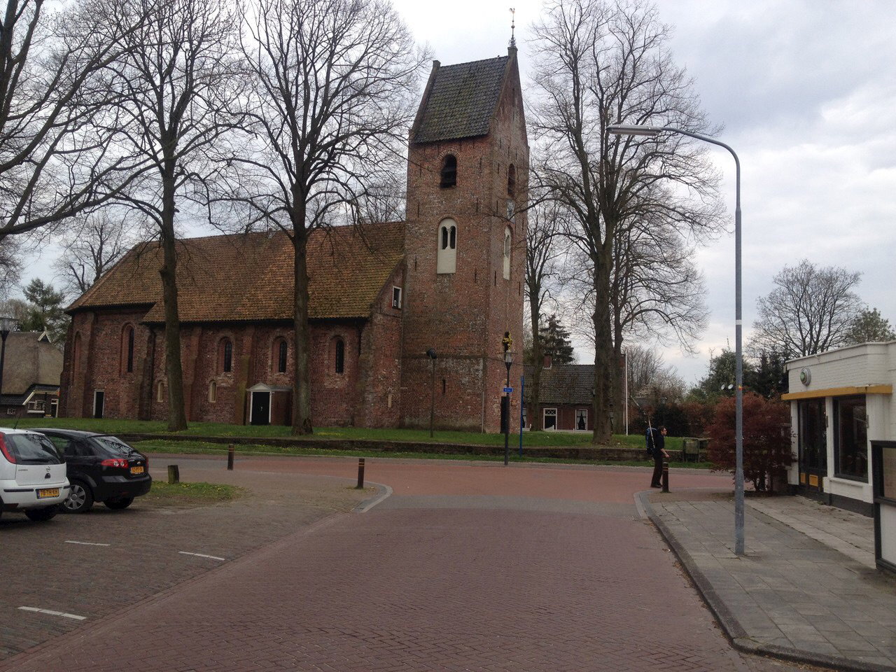 - image: 23
