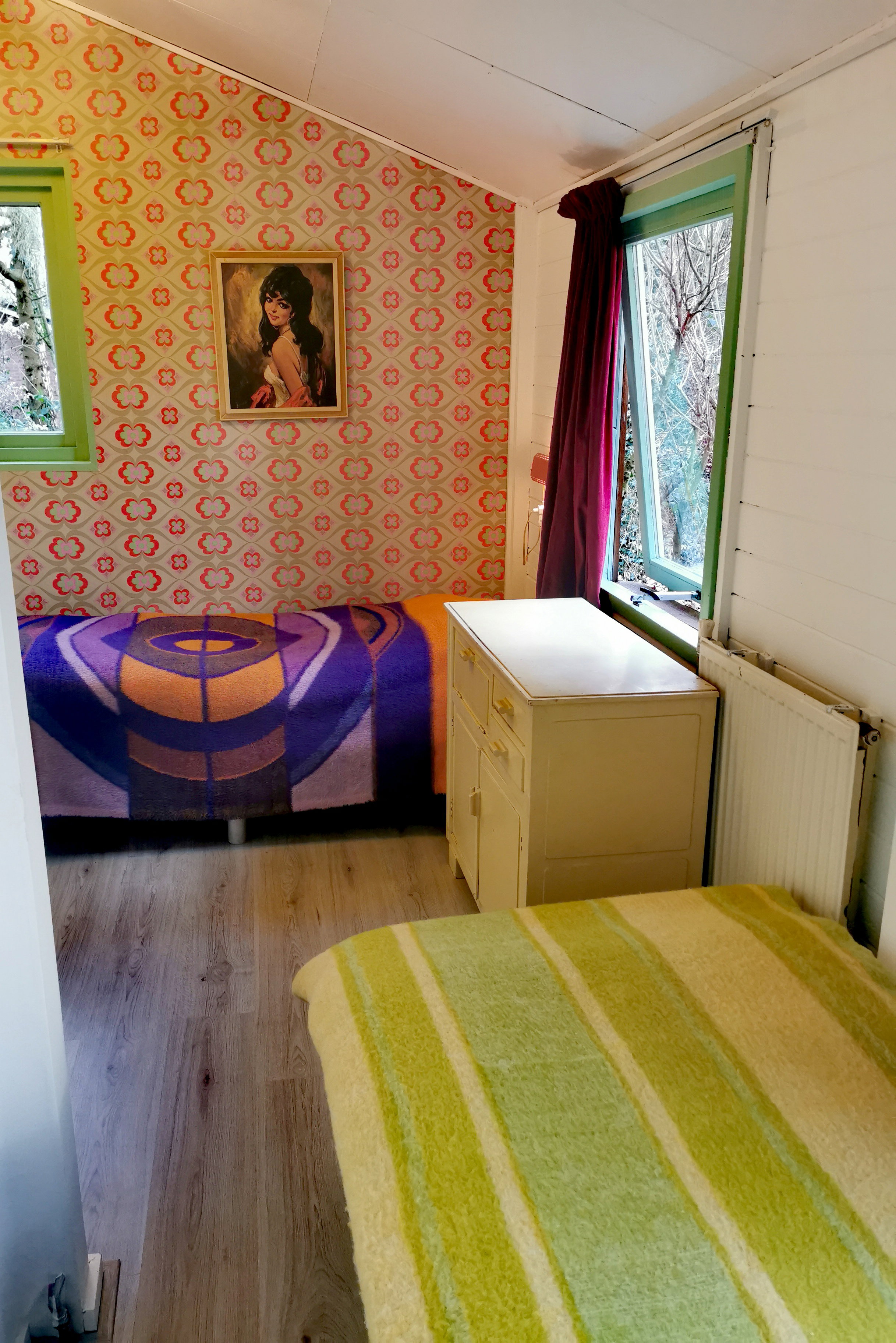 - image: 21