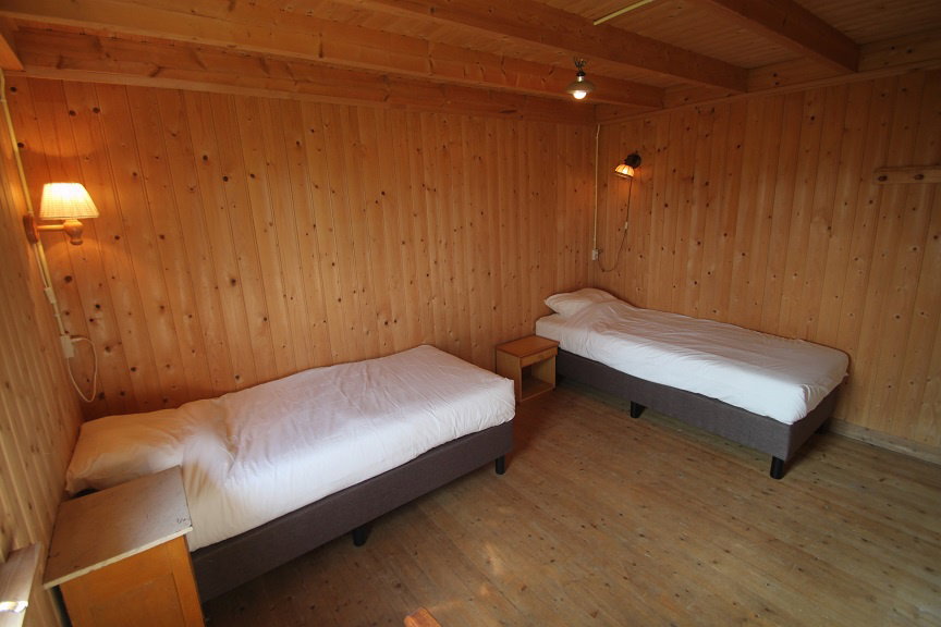 - image: 26