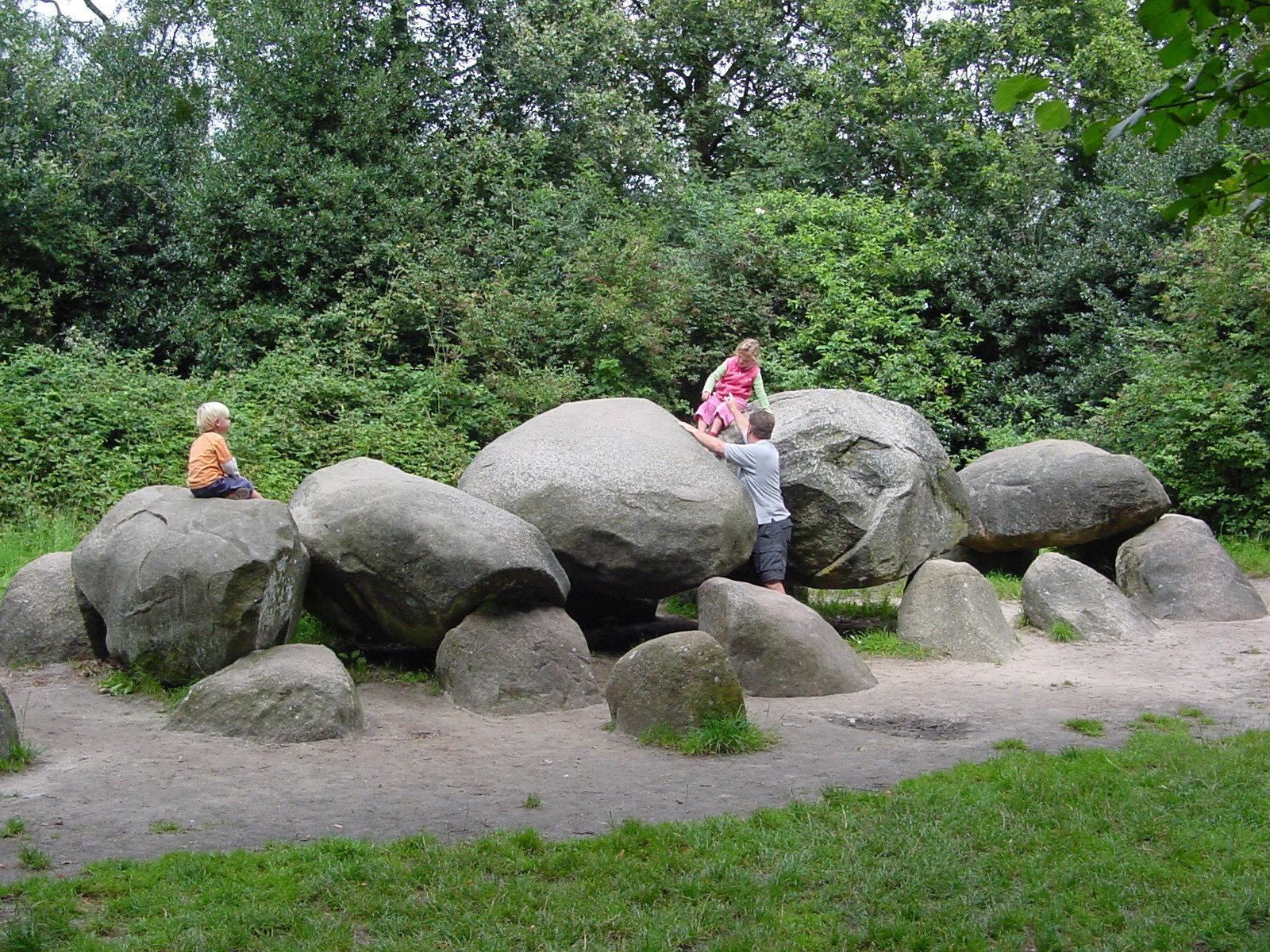 - image: 25
