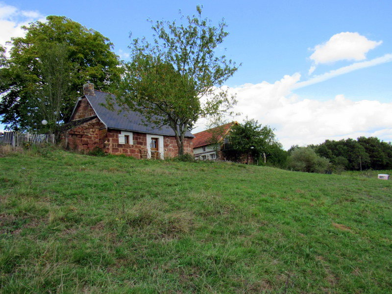 Casa nella natura a Louignac