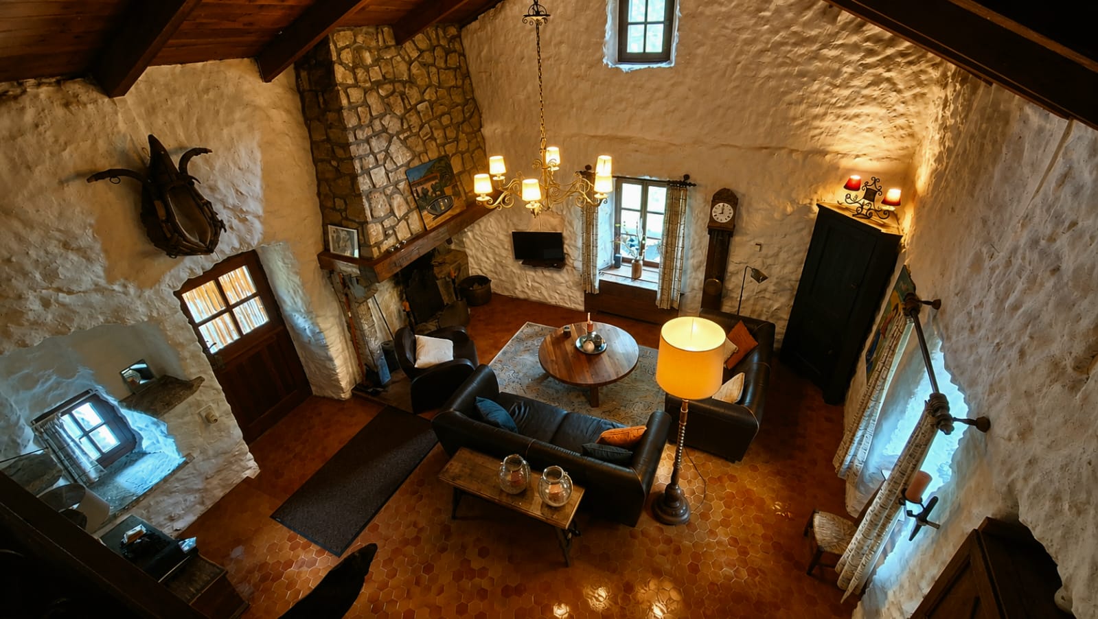 - image: 12