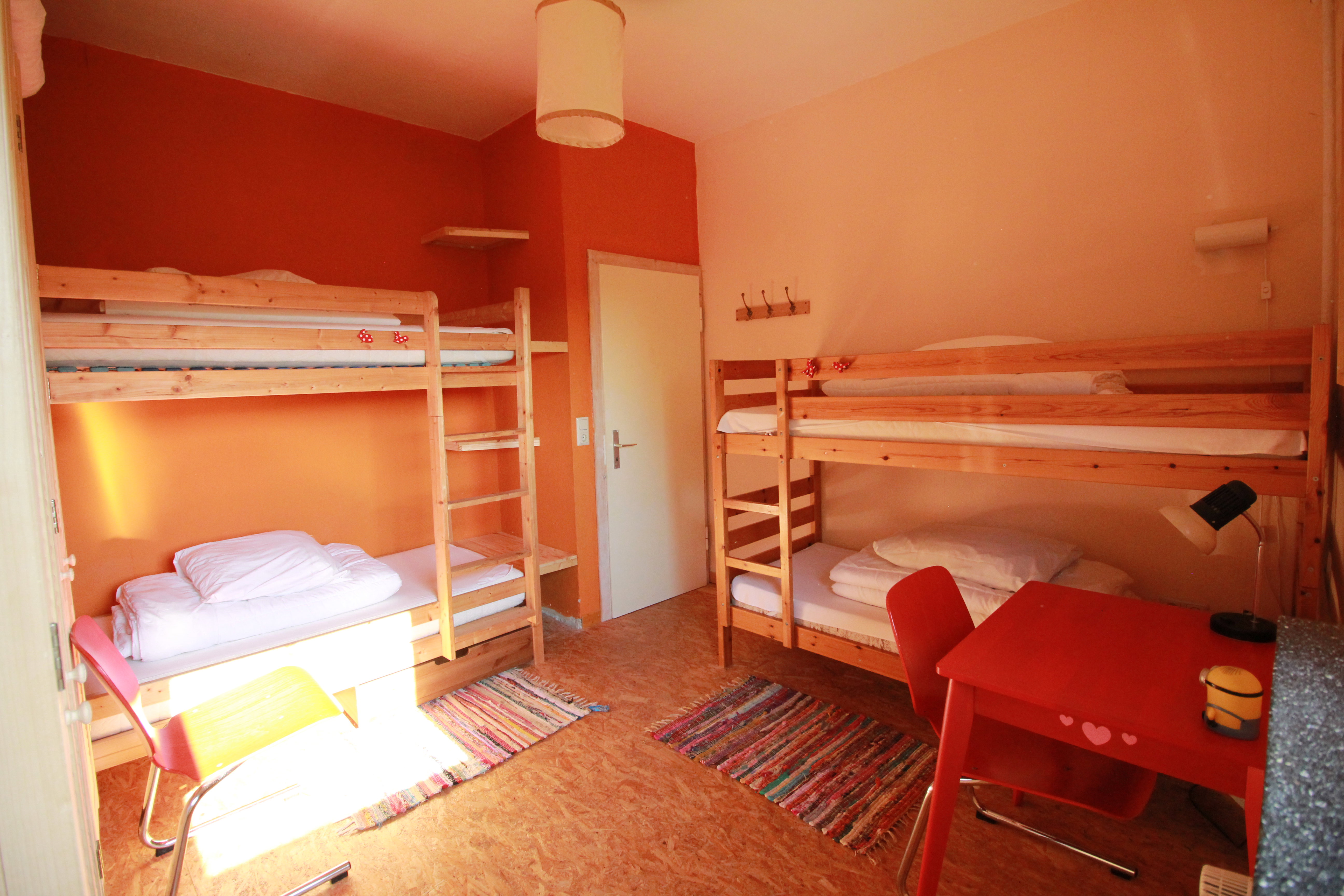 - image: 42