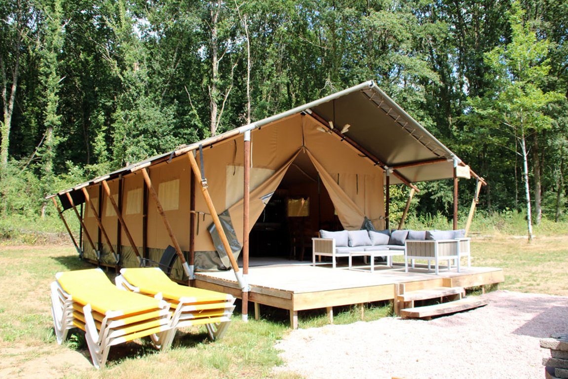 Naturhäuschen in Le Breuil