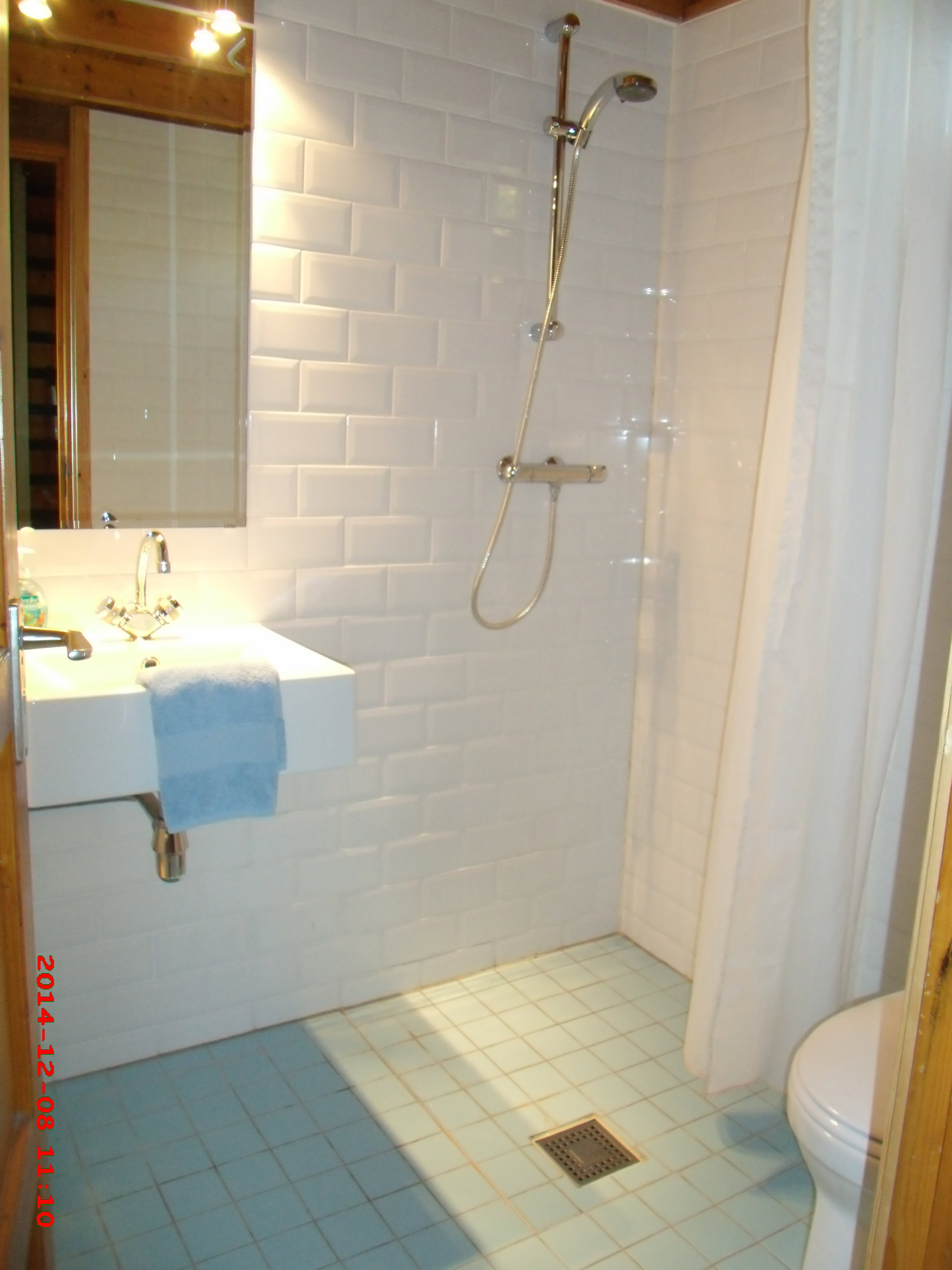 - image: 11