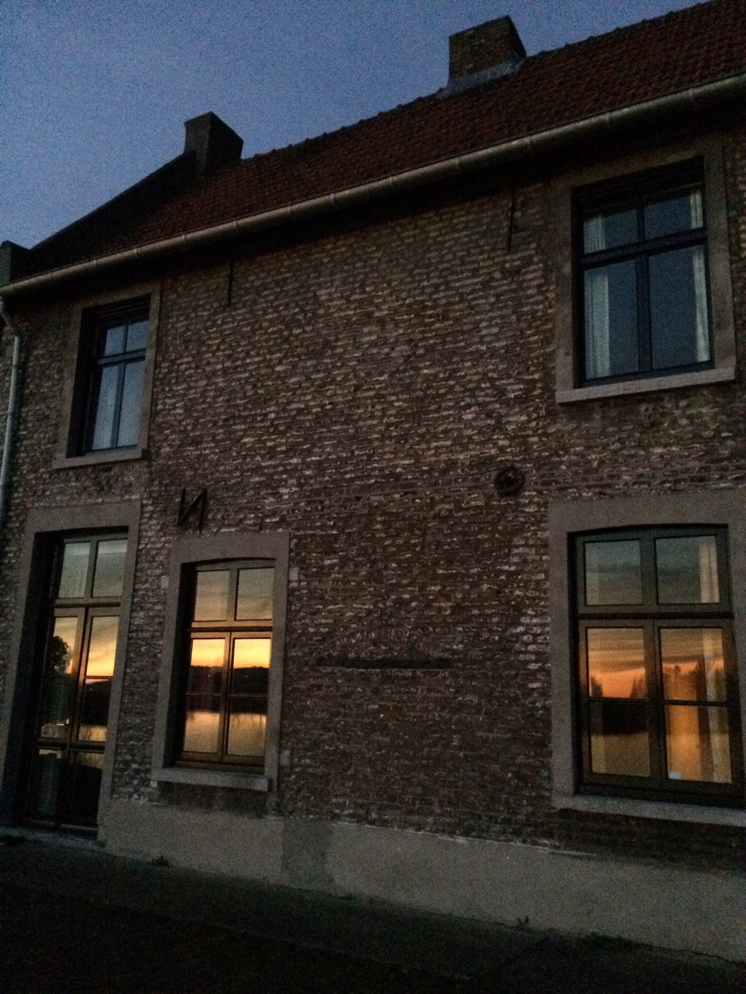 - image: 13