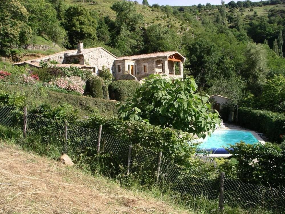 Nature house in Pourcheres