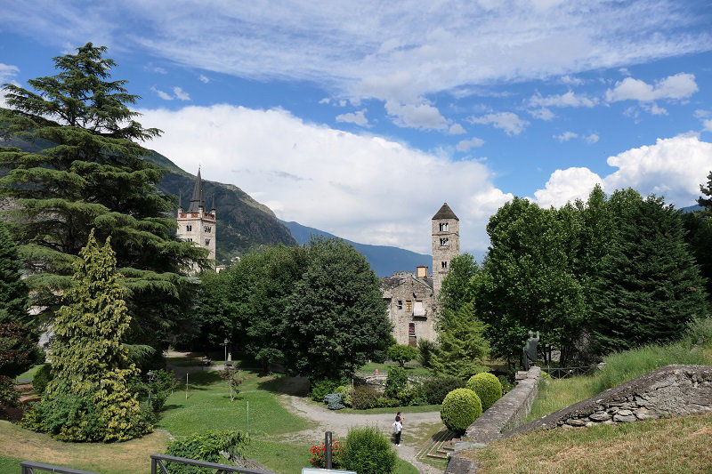 - image: 28