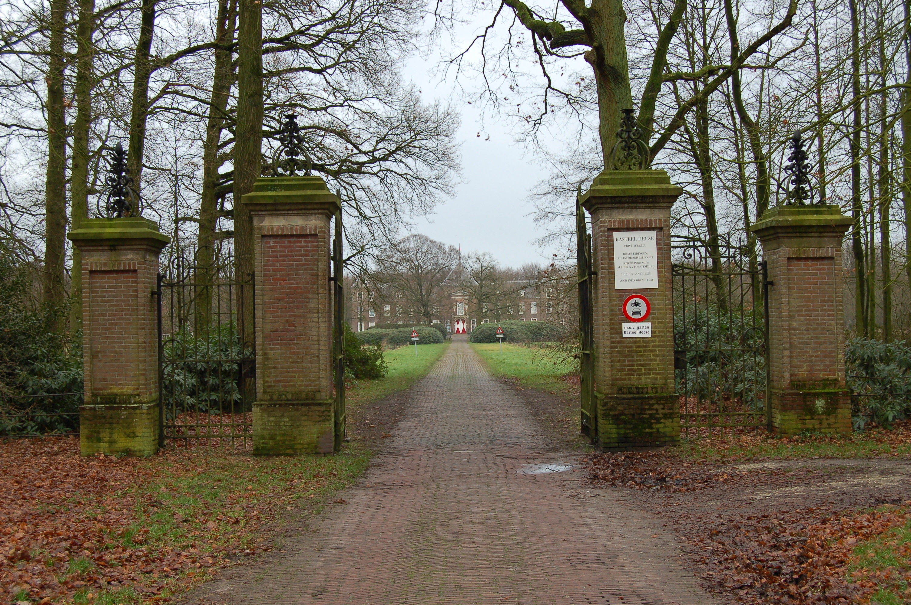 - image: 22