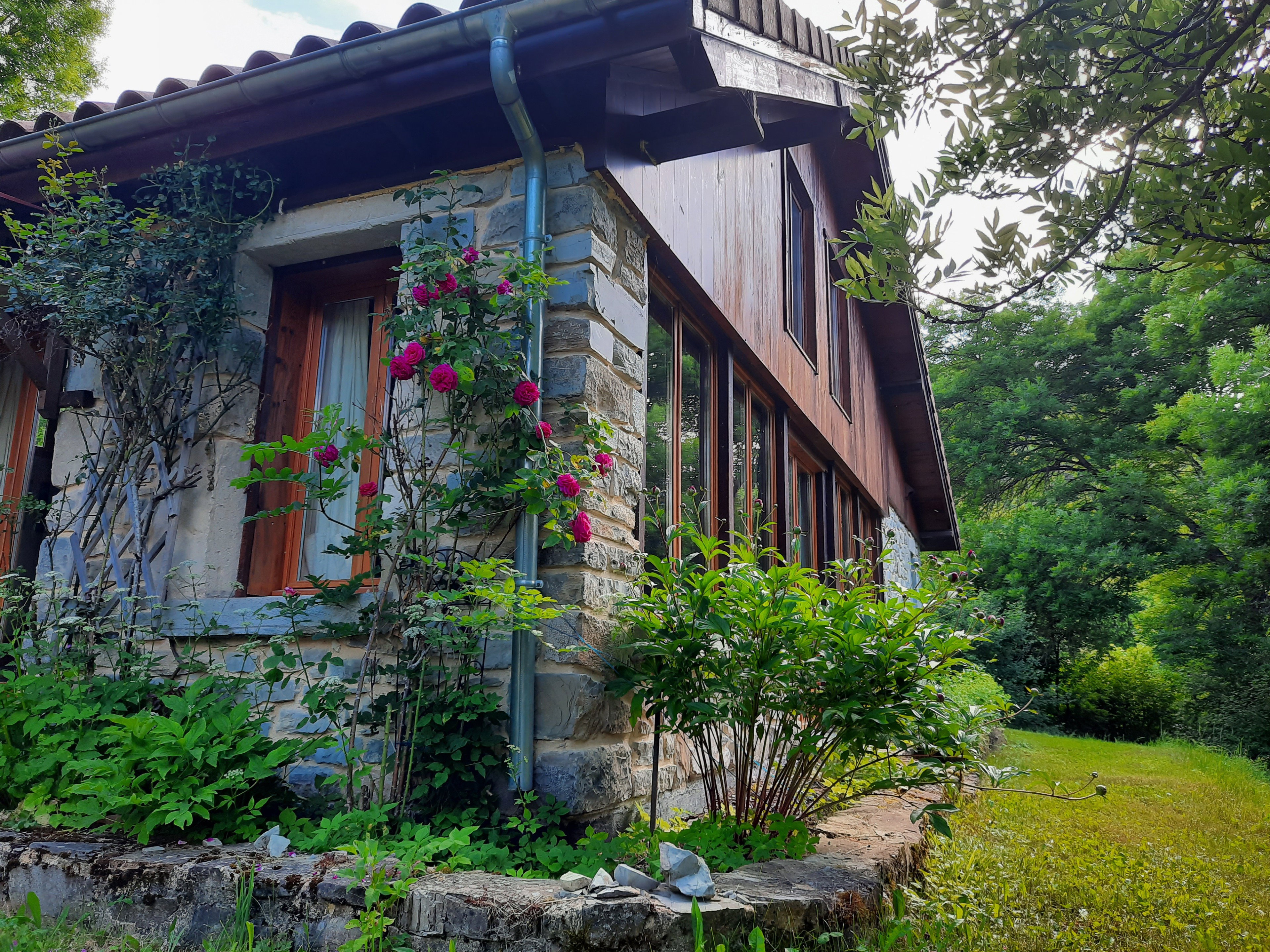 Casa nella natura a montjay