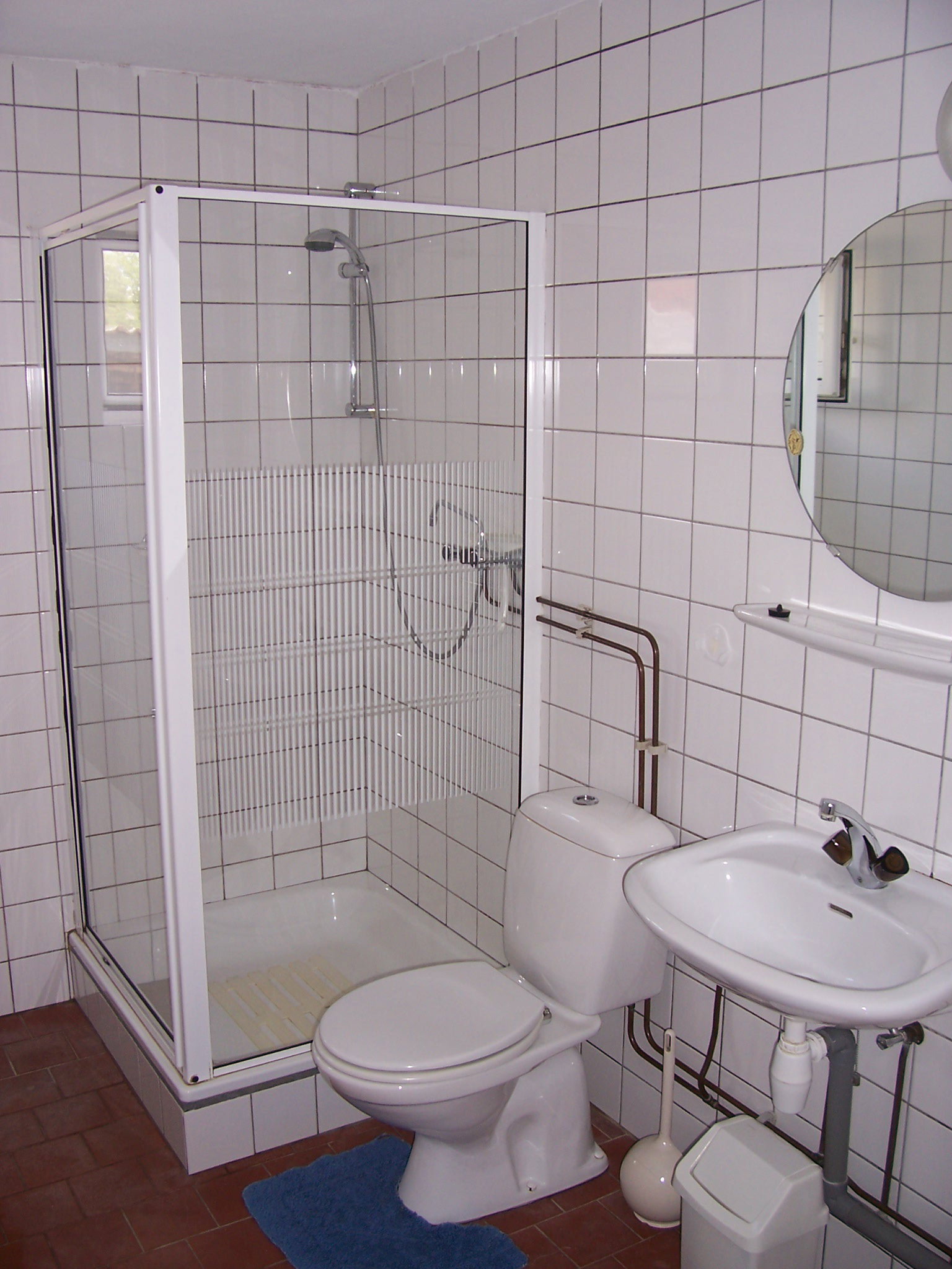 - image: 11