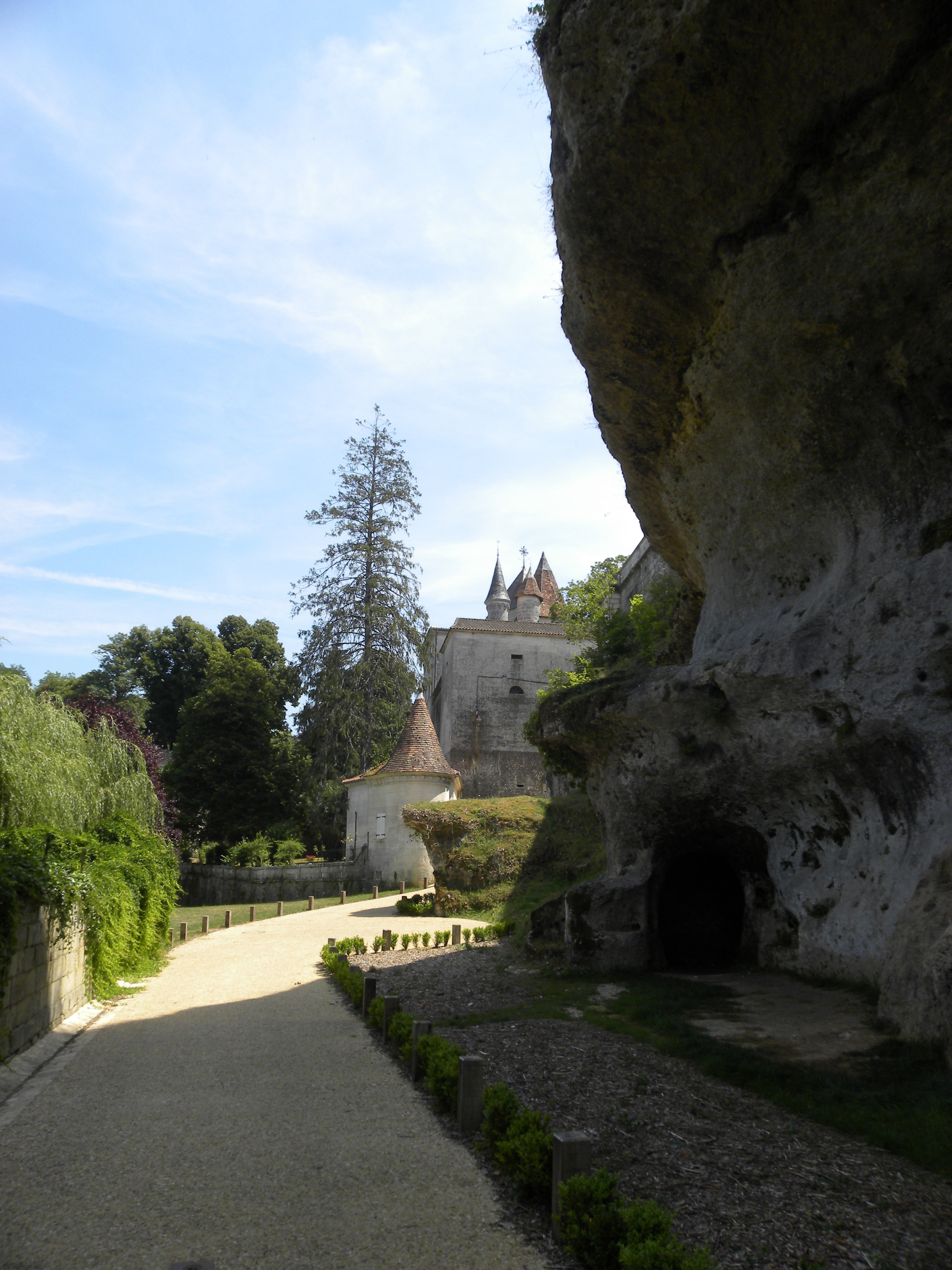 - image: 26
