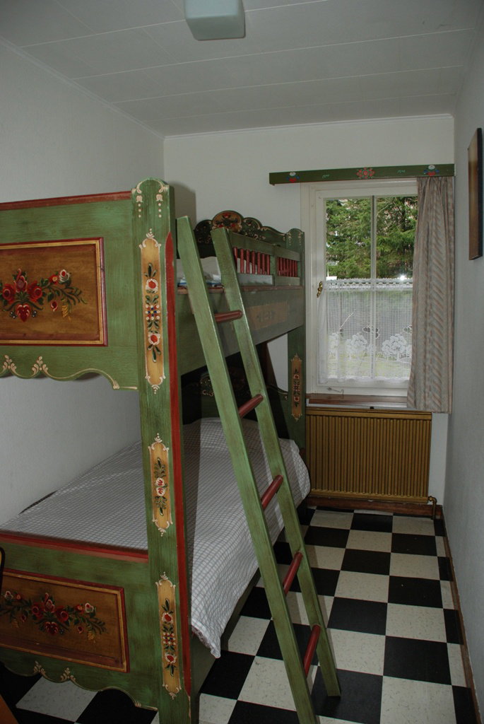 - image: 23