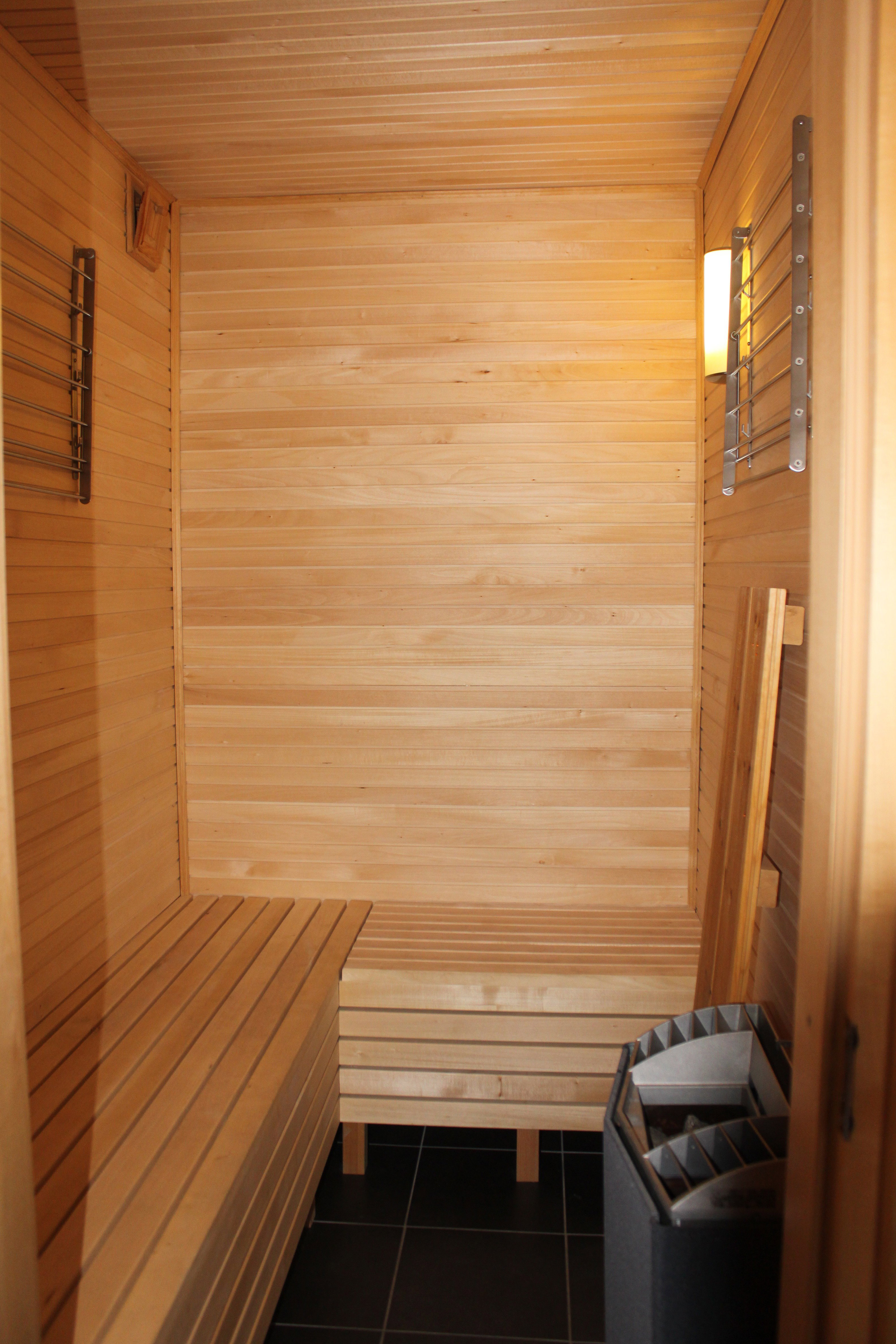 - image: 19
