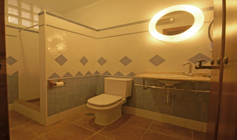 - image: 15