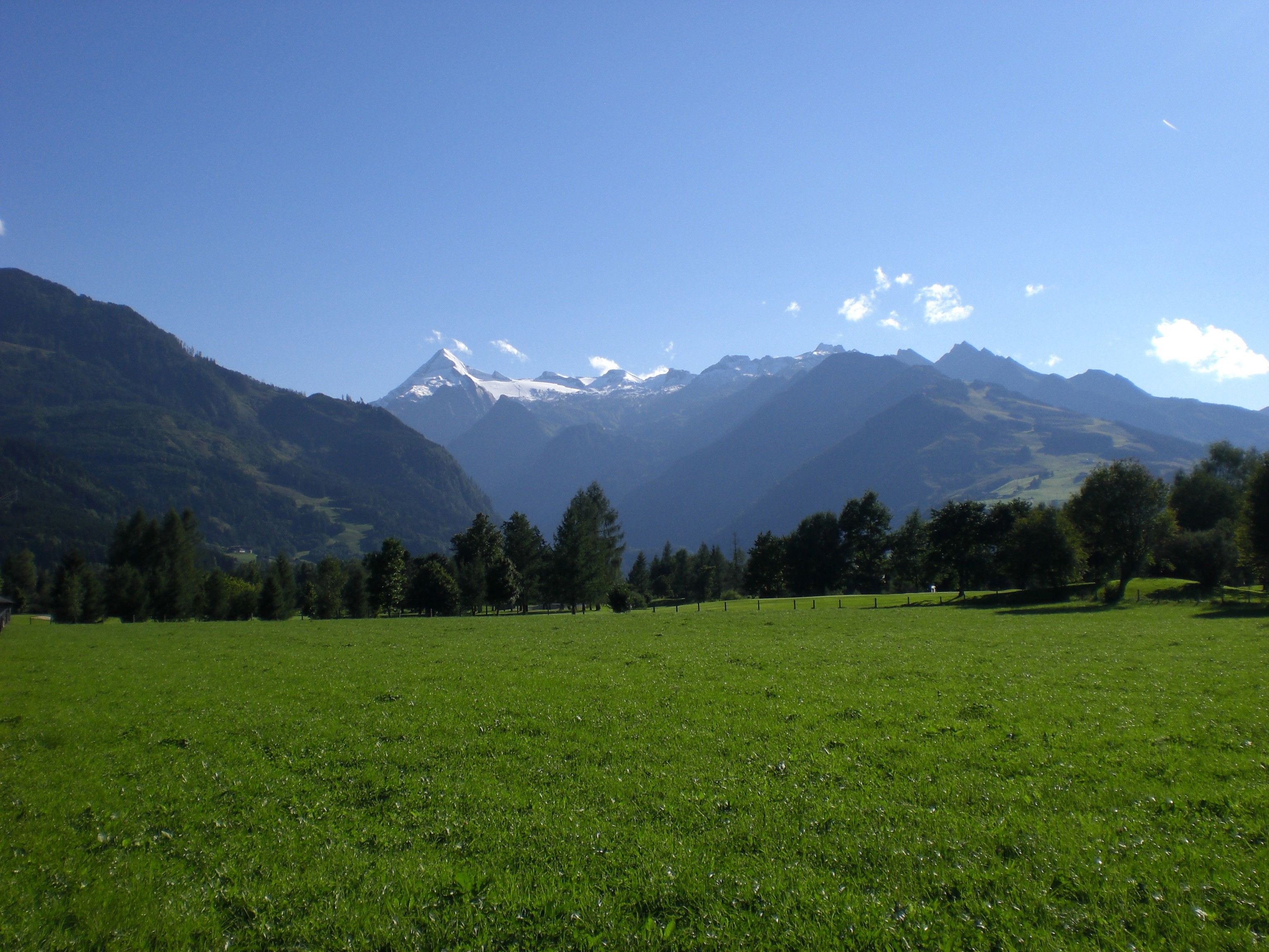 - image: 22
