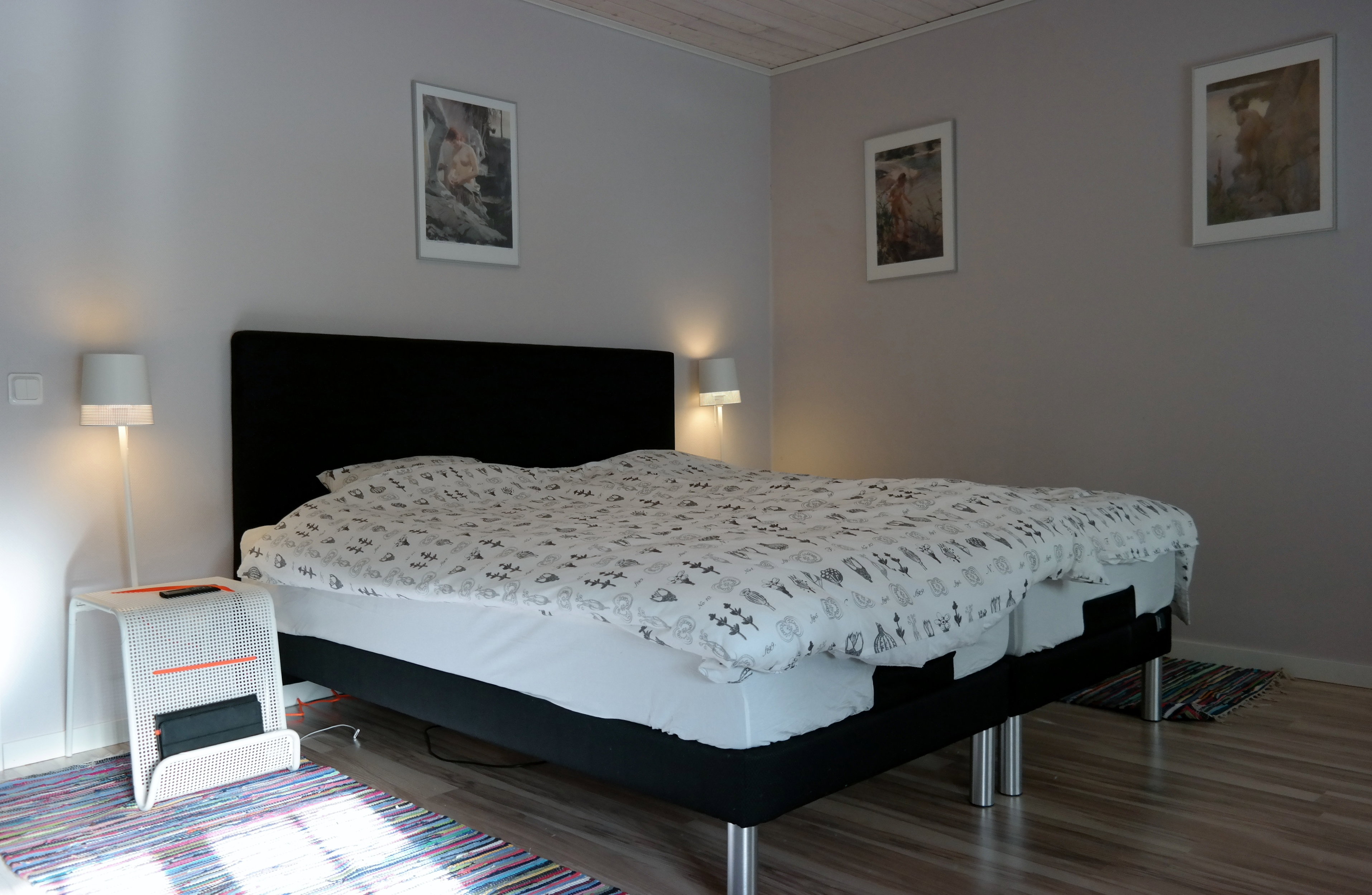 - image: 14