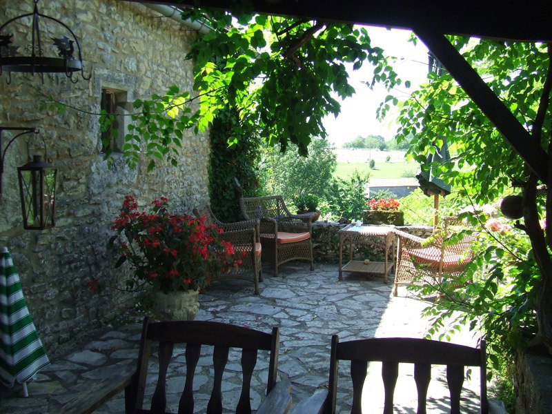 - image: 14