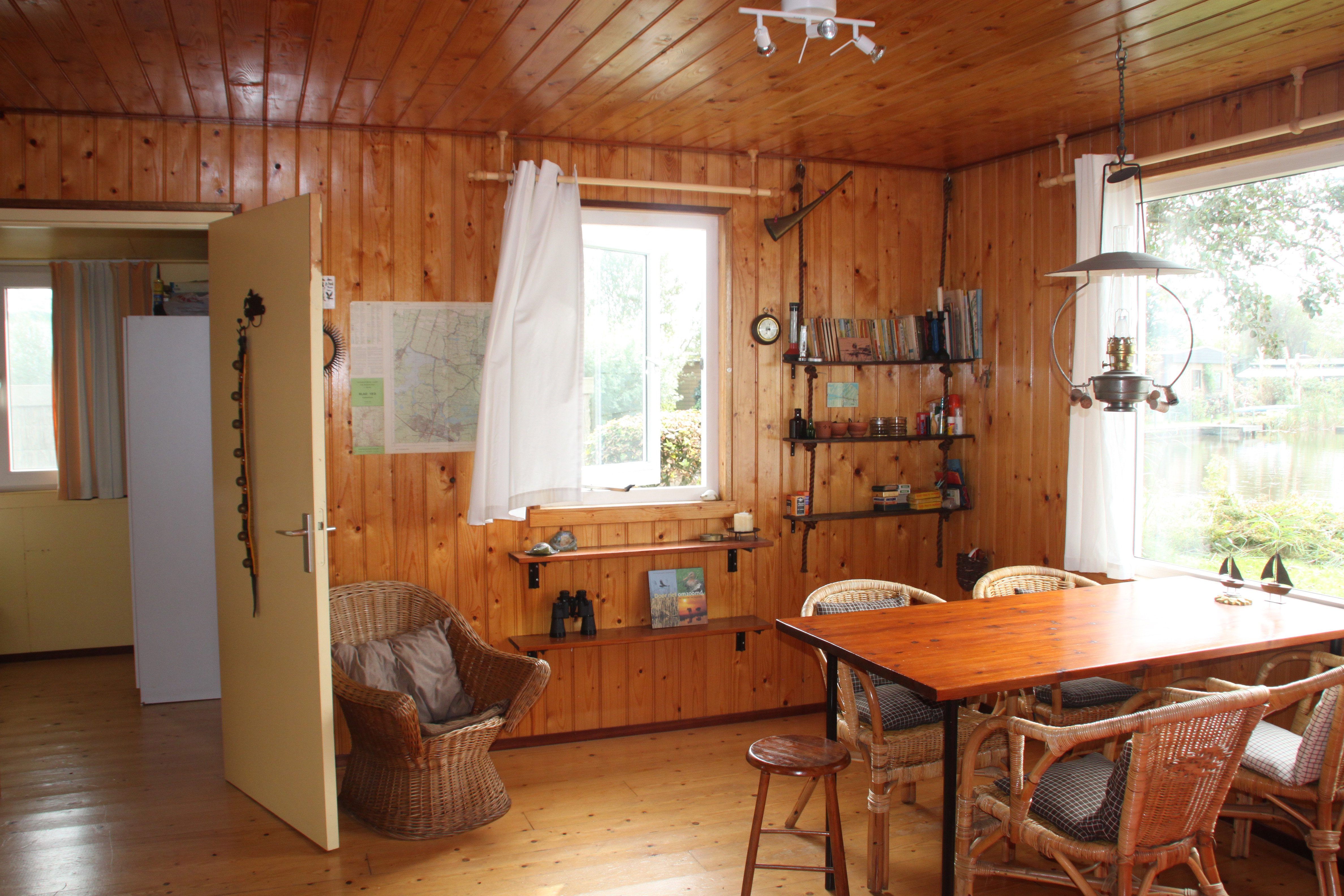- image: 11