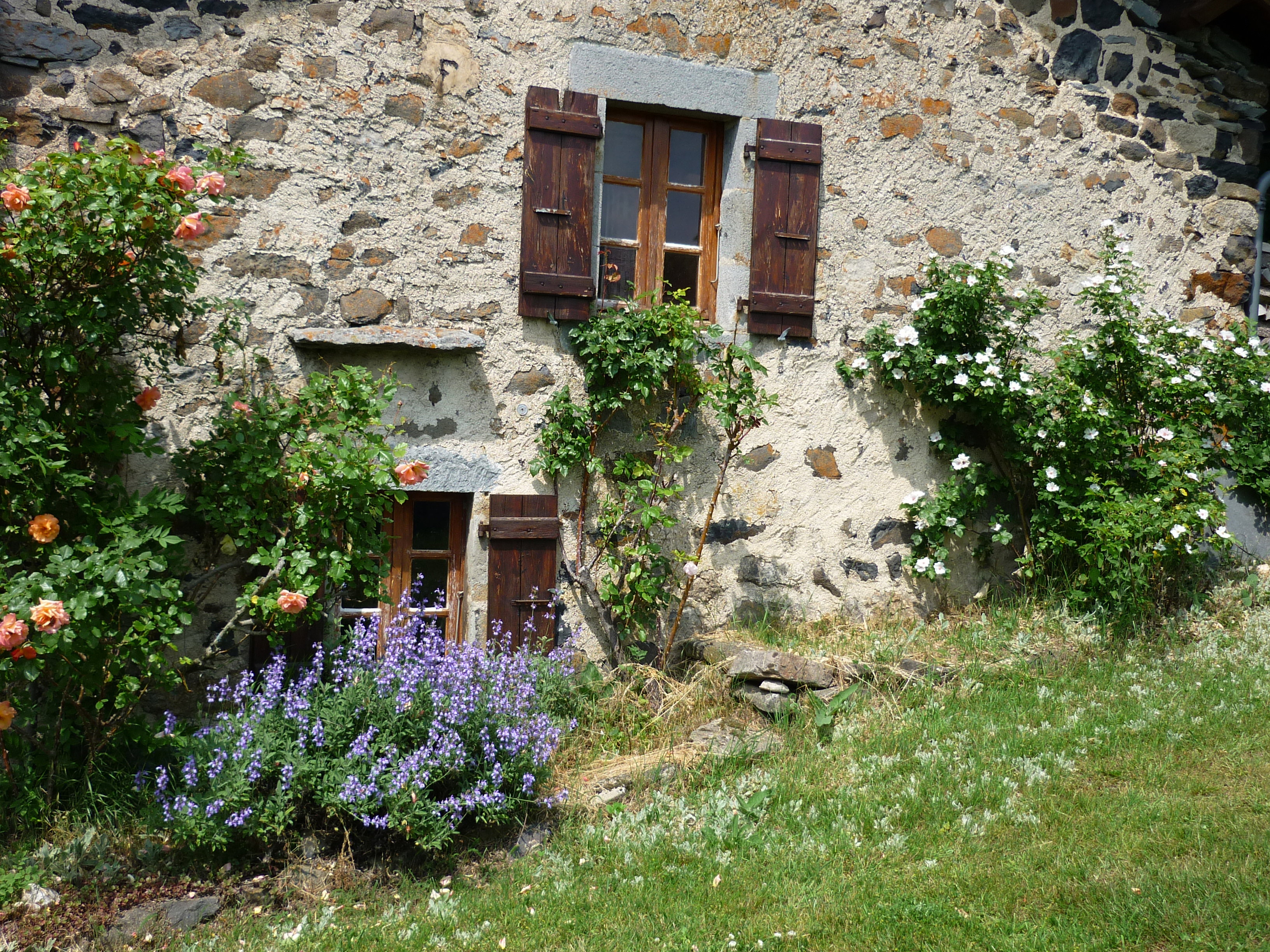 Naturhäuschen in Saint-Julien Chapteuil